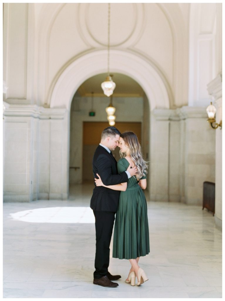 CASSIE XIE PHOTOGRAPHY | SAN FRANCISCO CITY HALL ENGAGEMENT