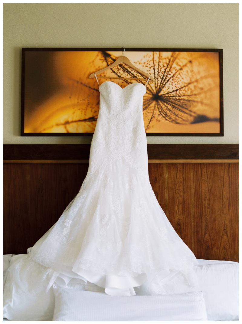 CASSIE VALENTE PHOTOGRAPHY | LOAN + SCOTT | SACRAMENTO HAGGIN OAKS WEDDING